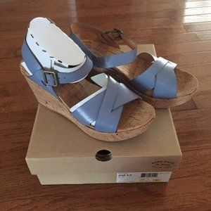 Kork-Ease Ava 2.0 Platform Sandals 9M - Cerulian Denim Light Blue Leather